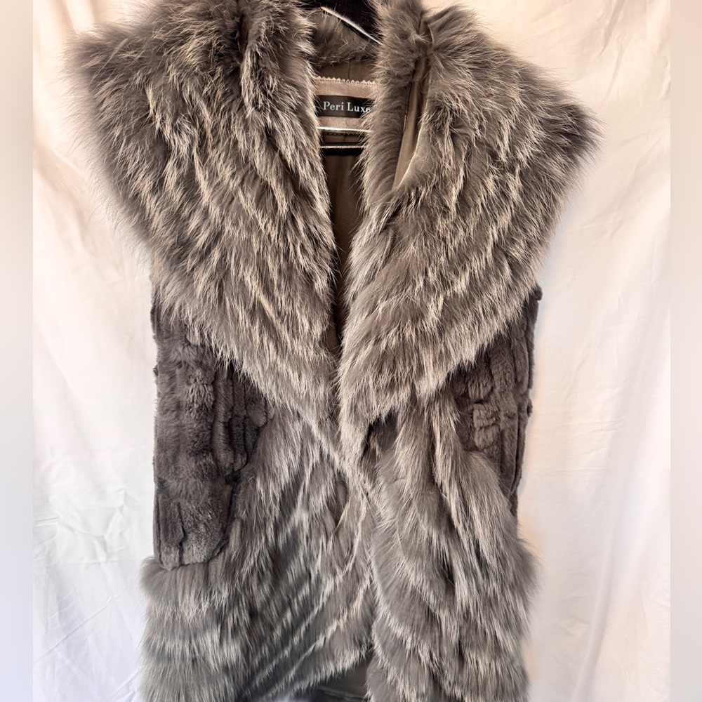 Peri Luxe Gray Fur Women's Vest